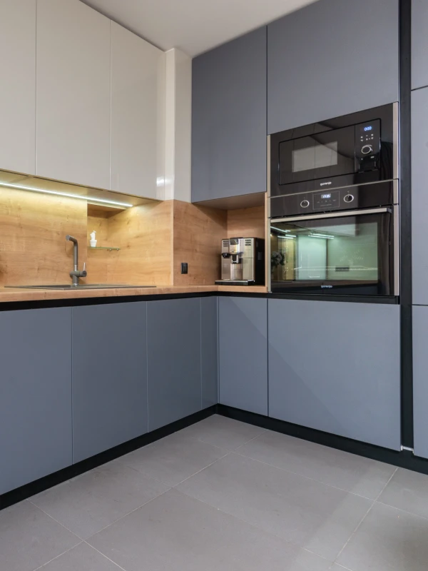 Recent fitted kitchen project